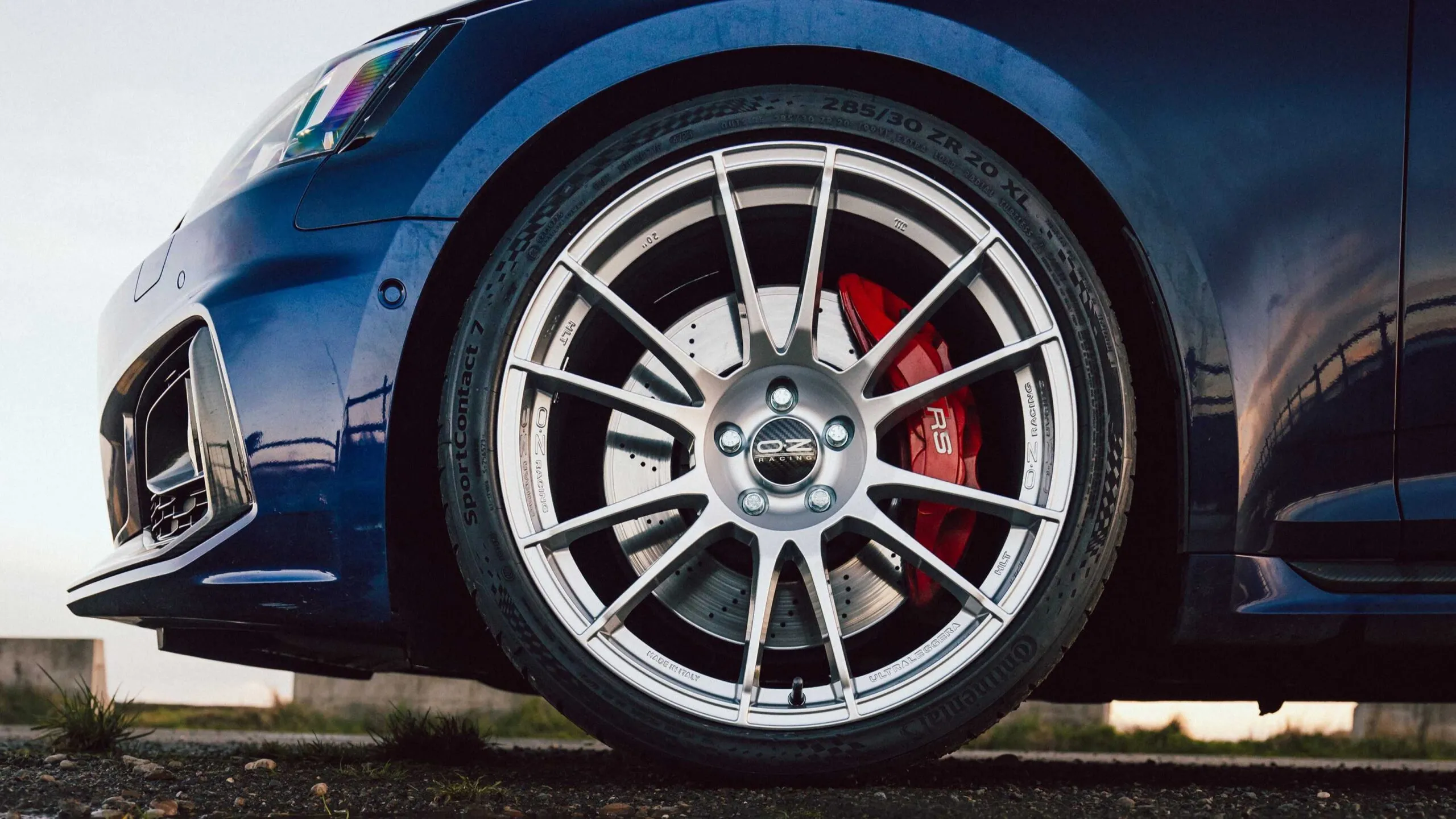 Continental SportContact 7 tyre mounted on a high-performance vehicle, designed for superior grip and control.