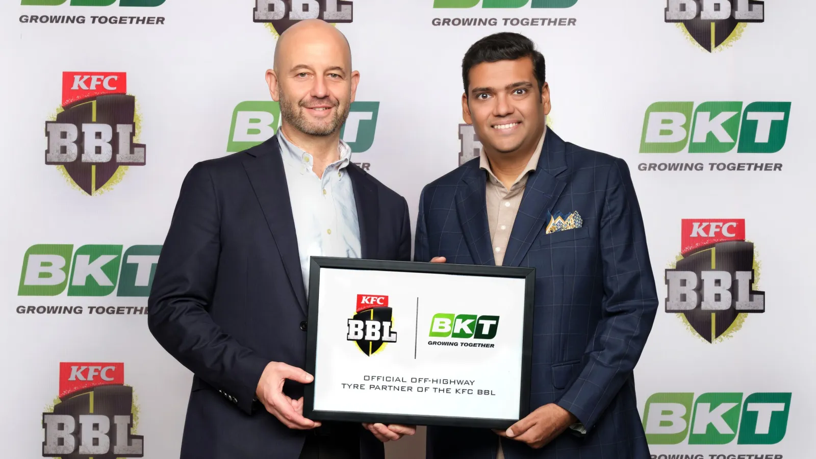 Alistair Dobson (BBL) with Rajiv Poddar (BKT). (Photo: BKT)
