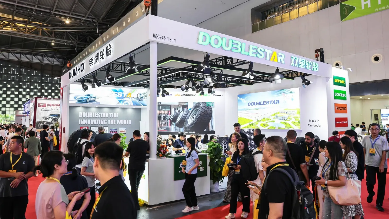 Crowds of visitors and buyers walking around the Doublestar Tyre exhibition booth at CITEXPO 2026. (Photo: Doublestar/Facebook)